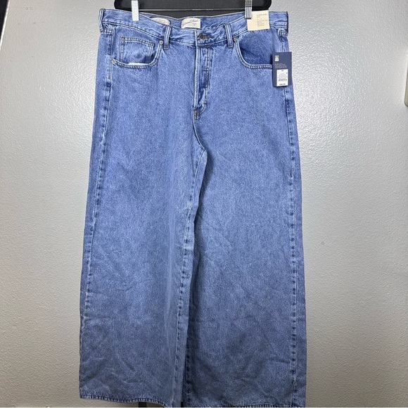 Universal Thread | Light Blue Wide Leg Pants - Picture 1 of 9